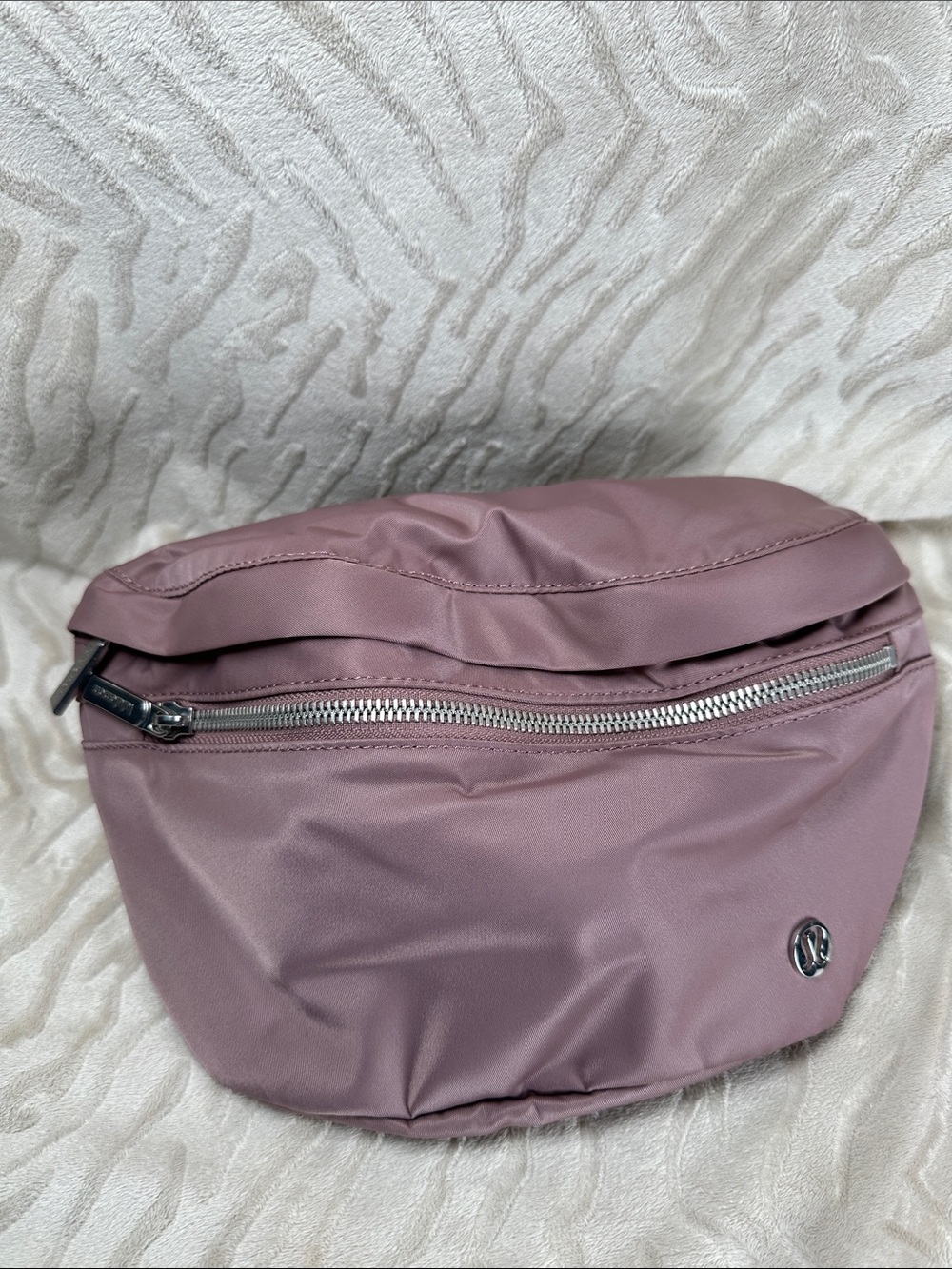 NWT! Lululemon Belt Bag 2.5L in Twilight Rose